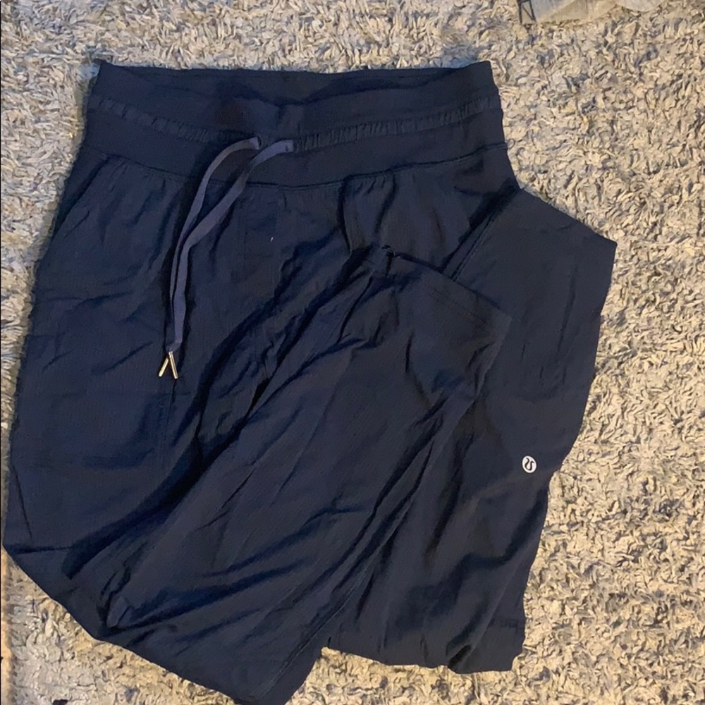 Dance Studio Crop 25” Navy Blue